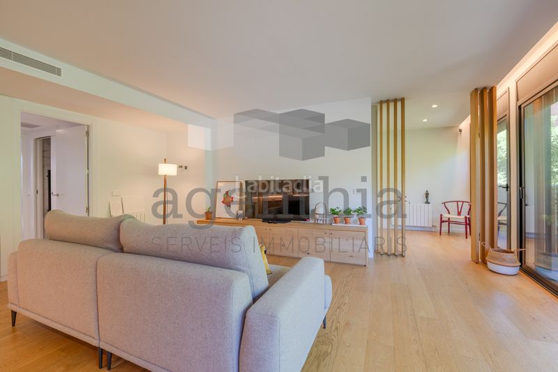 Foto 77ecfaf7-fc40-422a-b41d-1de581d8ef78. Piso en Eixample Sud-Migdia Girona