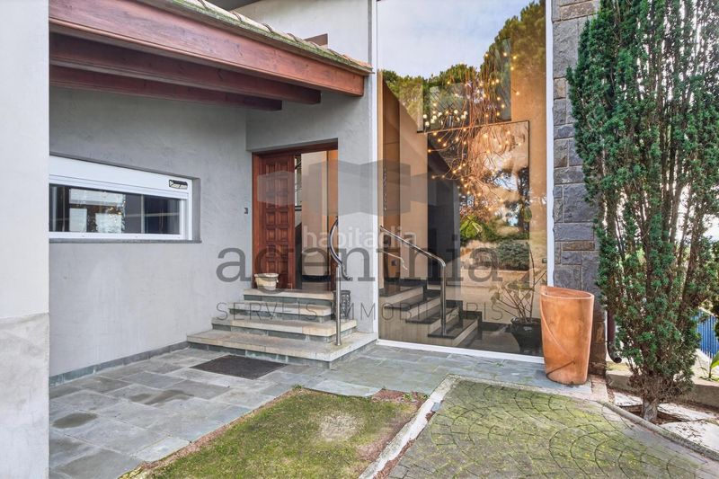 Foto 72336007-a33c-4ad0-8c07-ef157a1e0eb2. Casa amb calefacció aparcament piscina a Llambilles