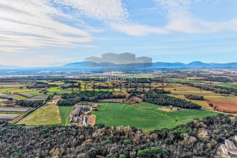 Foto be20808f-ae31-4857-8440-7ac850cc866f. Casa amb calefacció aparcament piscina a Llambilles