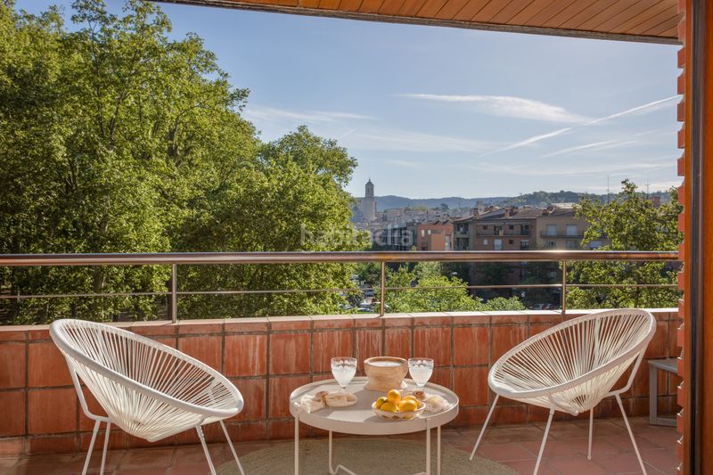 Foto 17c407df-88dc-4363-a4aa-2d384ba258f8. Pis amb calefacció aparcament a La Devesa Girona