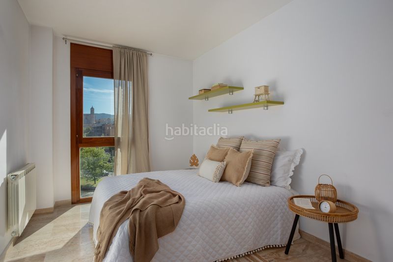 Foto 46bd1d74-67e3-4971-9b76-8e54e306c965. Pis amb calefacció aparcament a La Devesa Girona