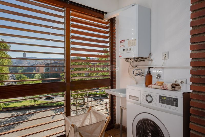 Foto 4a97a479-c40b-46f7-8b6c-f5d0ebab4c8c. Pis amb calefacció aparcament a La Devesa Girona