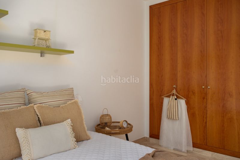 Foto 7638b7d9-ac02-4a8d-9127-a9199fe36205. Pis amb calefacció aparcament a La Devesa Girona