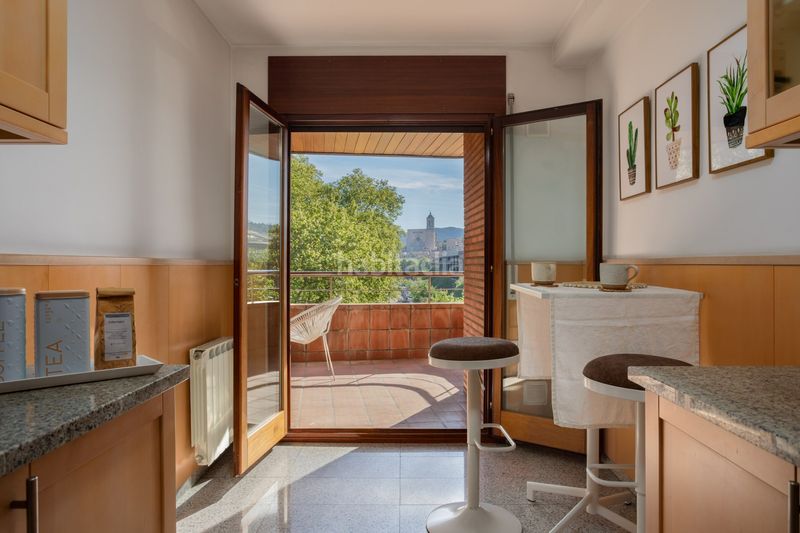 Foto aa0f5675-6aee-49bd-8466-c8f9080b95b5. Pis amb calefacció aparcament a La Devesa Girona