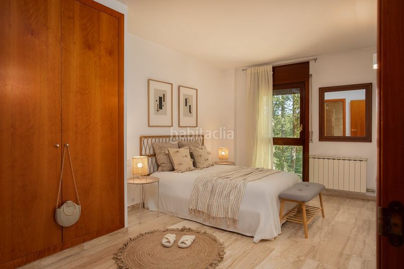 Foto f6547198-8e04-4ee8-9d64-bfaaeb8a0157. Pis amb calefacció aparcament a La Devesa Girona