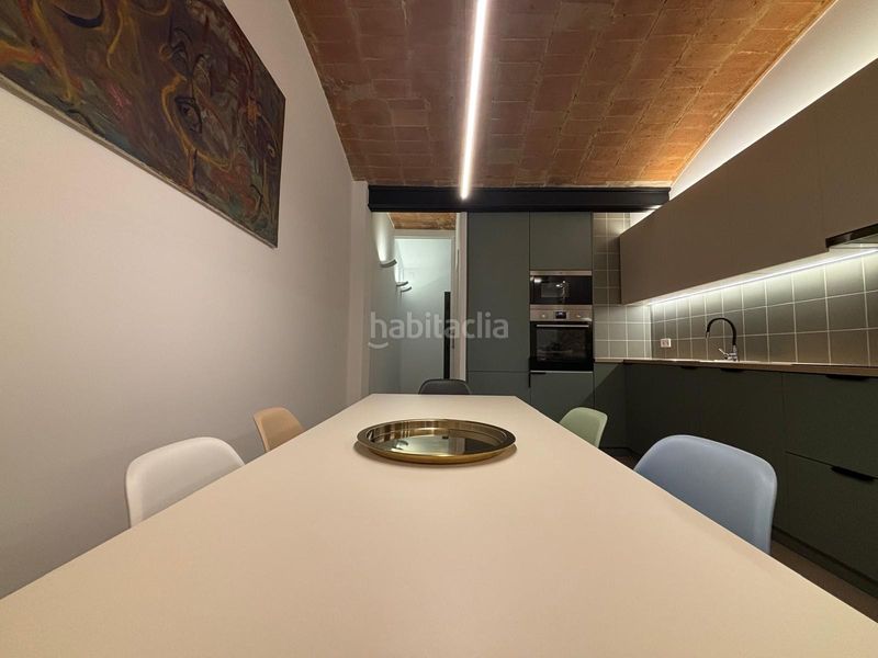 Foto ca25f3c0-9de1-4d45-939d-048f0d24eb98. Casa pareada en Eixample Nord Girona