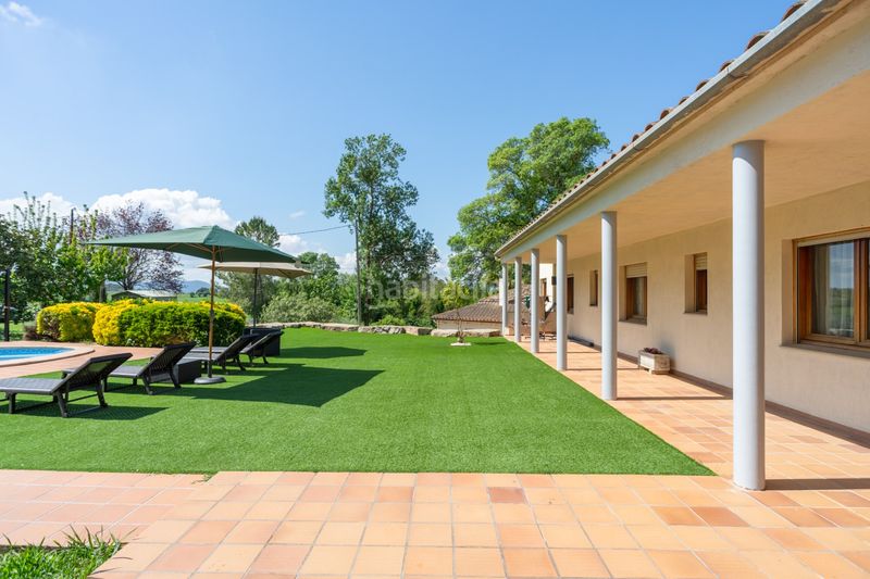 Foto afcfbaad-3b10-4b02-86b7-744073556427. Casa amb calefacció aparcament piscina a Vilademuls