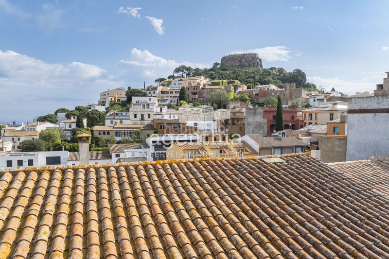 Foto c35d442c-aa22-47a3-be74-7f286b82c685. Masia amb calefacció aparcament a Begur Begur