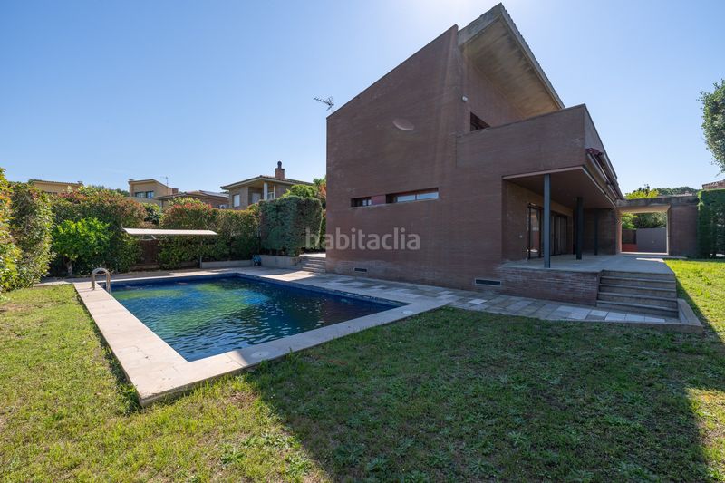 Foto ae21ad47-9018-4798-bcb2-c2e35e5a63ea. Casa amb calefacció piscina a Palau Girona