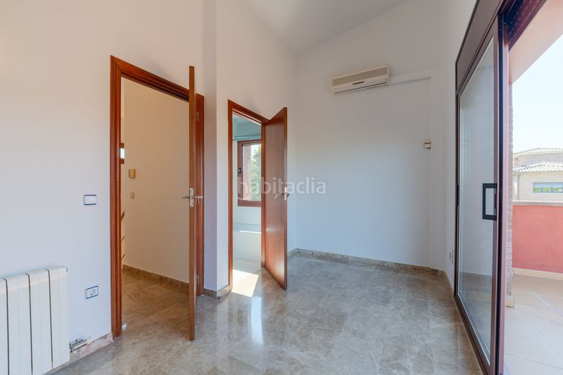 Foto b83b2479-ec50-48a0-9663-684b43f873d3. Casa amb calefacció piscina a Palau Girona