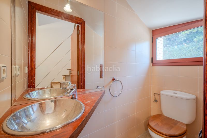 Foto bcc3b567-a395-4693-92f4-9359894bc5be. Casa amb calefacció piscina a Palau Girona