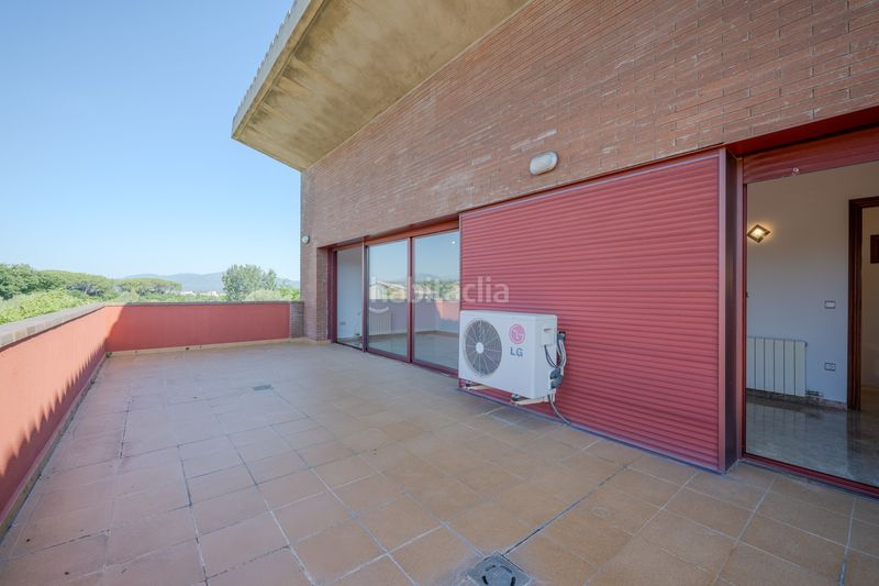 Foto f646d6c6-4397-4747-aac6-d57f9dc616f2. Casa amb calefacció piscina a Palau Girona