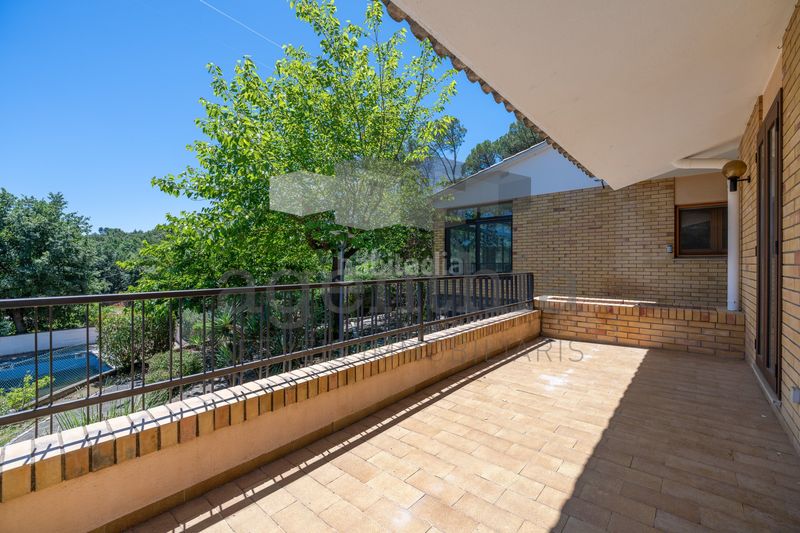 Foto 6aea7d81-5d09-4810-8746-e622c45ffa9d. Casa amb calefacció aparcament piscina a Quart