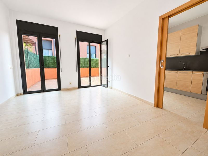 Foto 745d4dbf-94fc-4d82-97f6-62d398866833. Planta baja en Eixample Sant Feliu de Guíxols