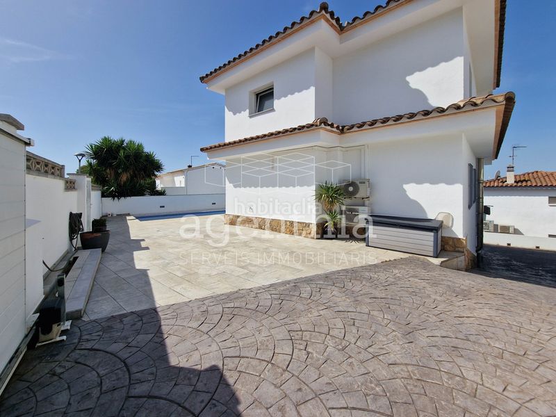 Foto 4dfb64aa-513e-4b4f-afcc-f775786019fb. Haus mit heizung parking pool in Port - La Clota - Puig Sec Escala (L´)