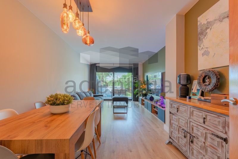Foto 19fcba15-5dbe-48c7-ae85-70901122d7b9. Semi detached house with heating parking in Aiguaviva