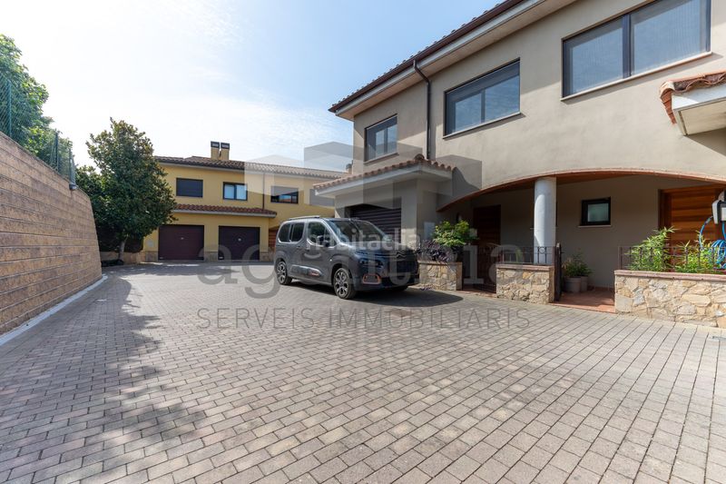 Foto 6aaa58ae-63e5-4e11-8c1a-0620c7974e2a. Semi detached house with heating parking in Aiguaviva