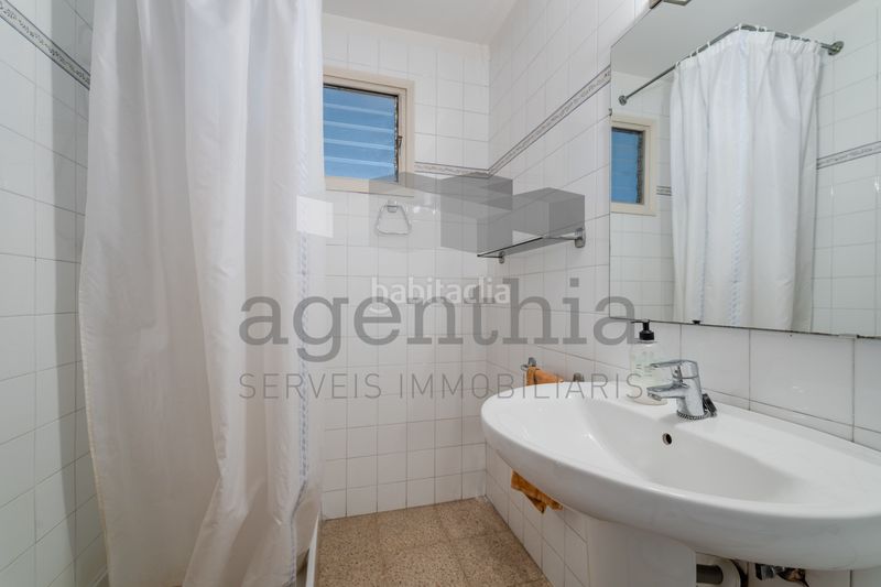 Foto 533eba56-d832-4e1c-9b9d-c159bed39adc. Casa amb calefacció aparcament a Cassà de la Selva
