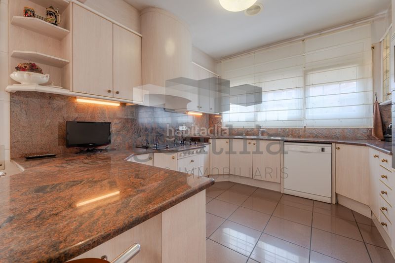 Foto 57dd0191-8eba-493a-8545-b9538a05de32. Casa amb calefacció aparcament a Cassà de la Selva