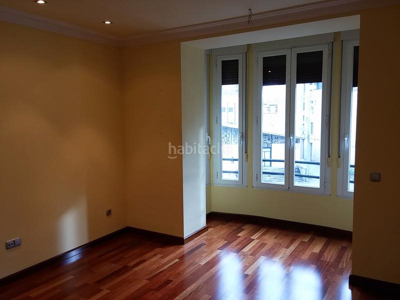 Foto e4e8b492-d849-481e-924a-e224f35155e8. Miete etagenwohnung mit heizung in Centro Ciudad León