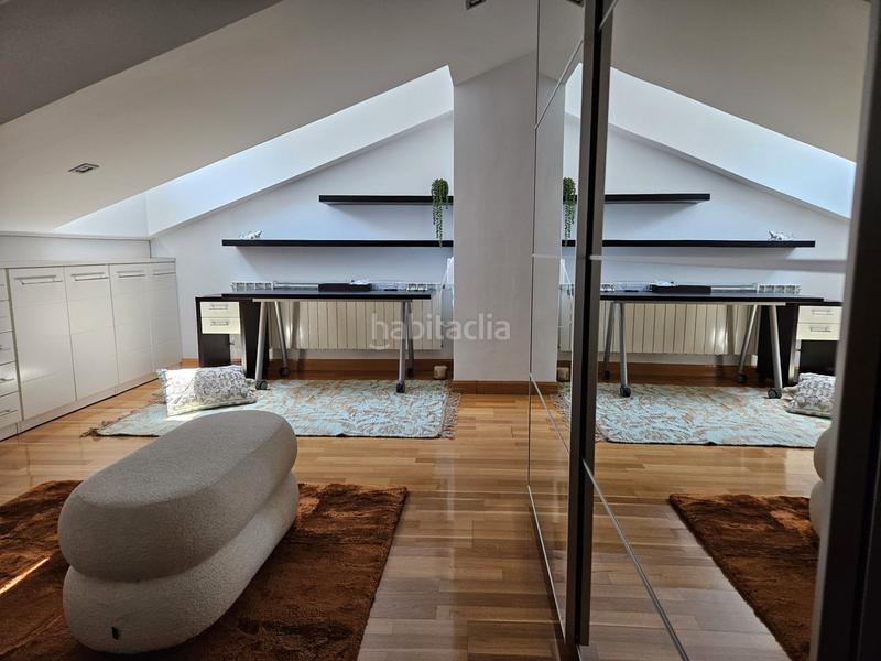 Foto 29e8a9d3-4653-443d-8d58-2f377e2e4224. Dachwohnung mit heizung in Trafalgar Madrid