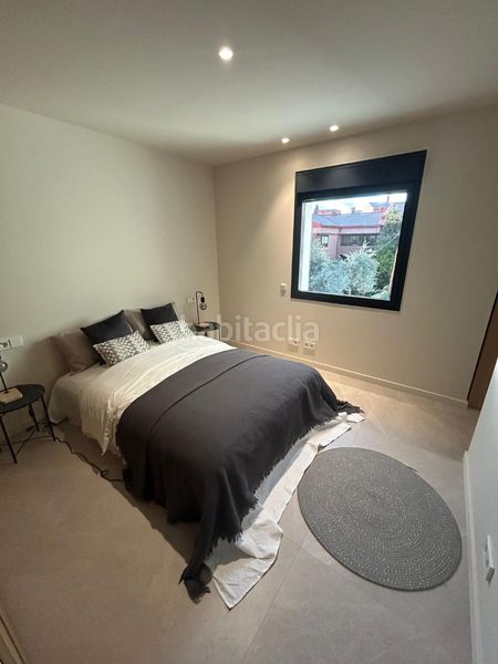 Foto e0cfccf4-d752-40cd-aa17-3873b5965493. Casa adossada amb calefacció aparcament piscina a Madrid
