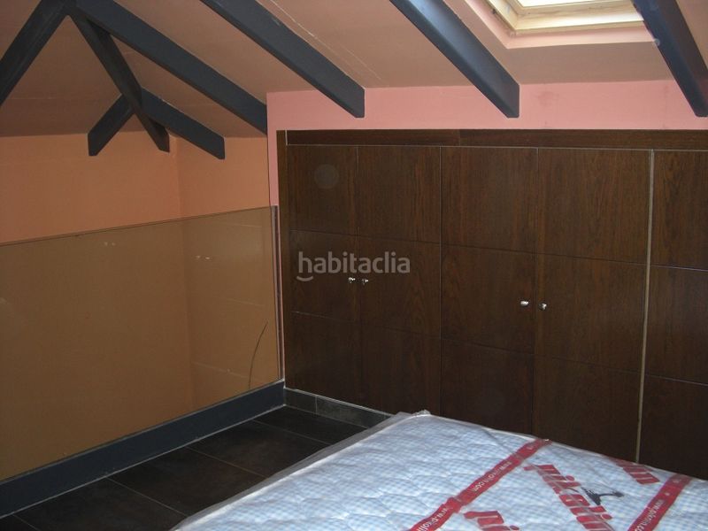Foto 4168eb18-ccea-490e-bc7a-1dd254e29a3d. Rent duplex with heating parking in Casco Antiguo Torrelodones