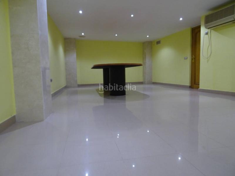 Foto a873714f-3c14-45bd-a1c9-4830a866f541. Rent business premise in Centro Huelva