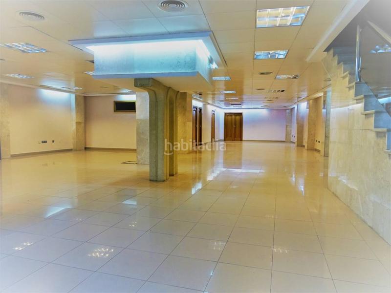Foto d184e212-ea3a-4cb4-a415-eec576e14ffb. Rent business premise in Centro Huelva