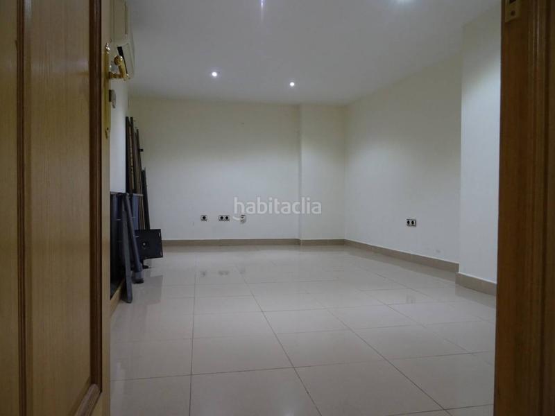 Foto d606deae-95e2-498a-ad4d-11ab2ba7d338. Rent business premise in Centro Huelva