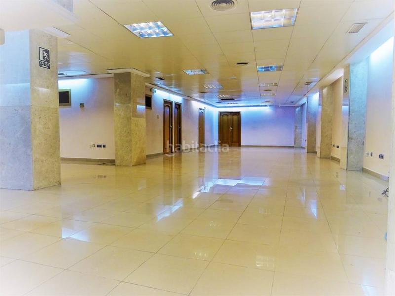 Foto fd0e03f0-8652-4c4b-95bf-017190974bc5. Rent business premise in Centro Huelva