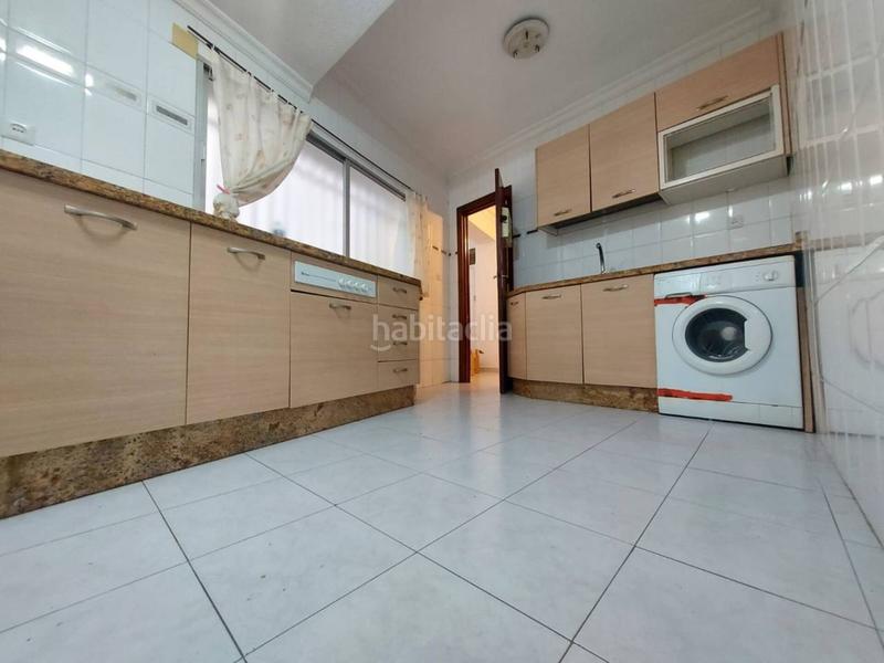 Foto 5fd14e50-06a9-48e2-9f96-e1a424007e86. Piso atención !!piso en venta en universidad mercedCentro en Huelva