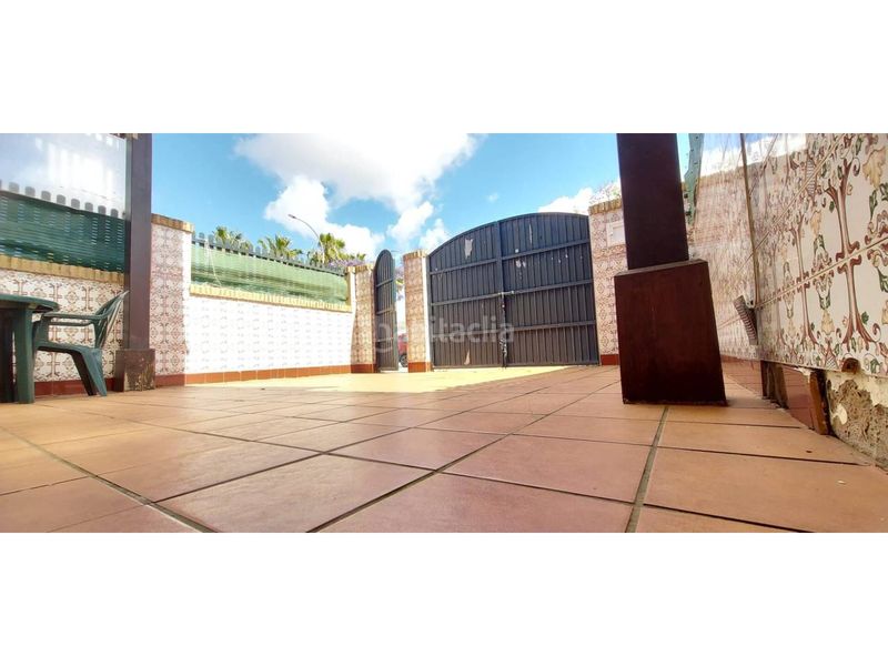 Foto f30799d8-dad7-4dd3-b72a-e88e559b2e9b. Casa adossada amb aparcament a Núcleo Urbano Aljaraque