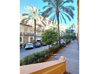 Pis a Centro. Piso en venta en centromerced