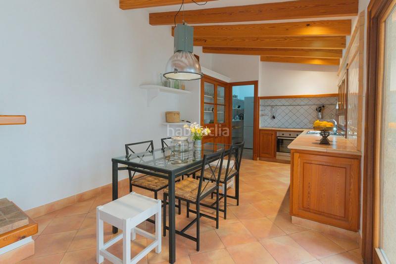 Foto 100698f4-3227-4139-a719-d29ce9604d24. Reihenhaus mit kamin heizung in Petra