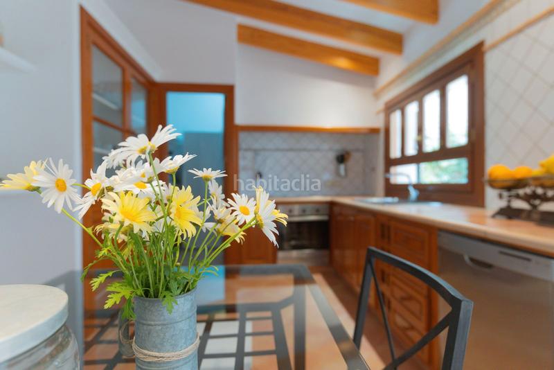 Foto 36211717-c8d8-41d4-a5c7-0e8f2158ee4b. Reihenhaus mit kamin heizung in Petra