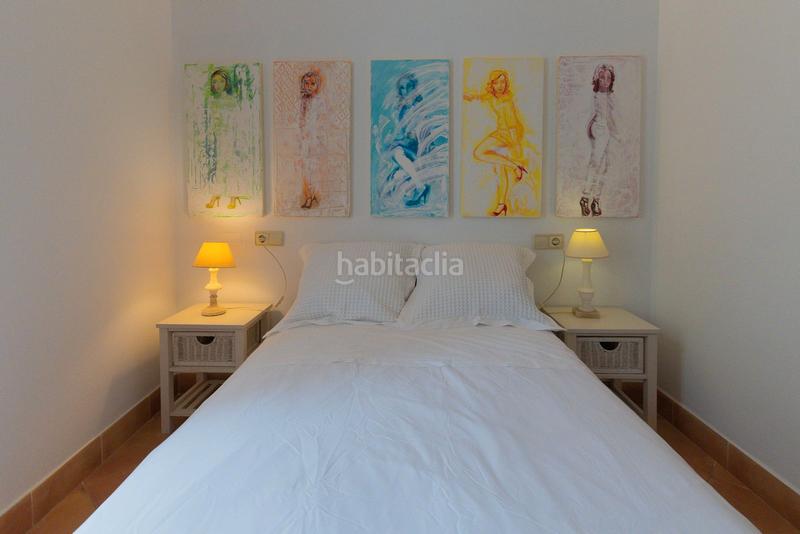 Foto 606806eb-3f89-43b1-b25a-7c7bcec9cb16. Reihenhaus mit kamin heizung in Petra