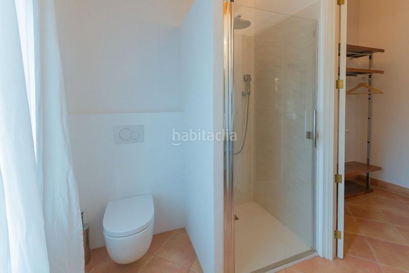 Foto 9b6468a7-4a40-4ccc-bf8f-618113217d47. Reihenhaus mit kamin heizung in Petra