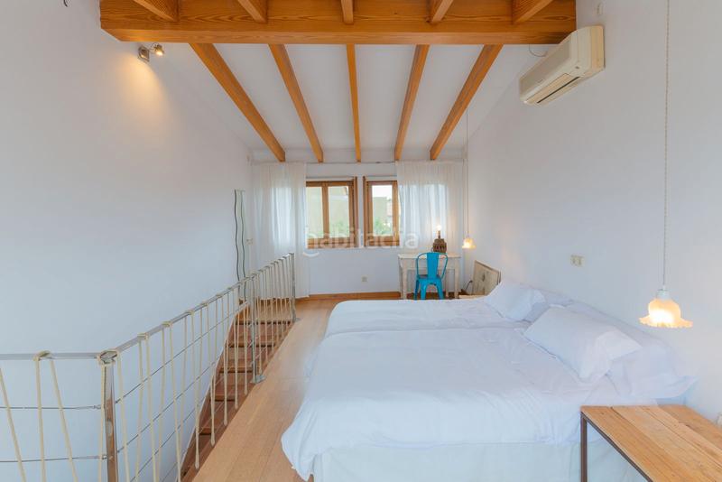 Foto ca6092bb-e6ad-4cfd-bc8a-e7bec79226e8. Reihenhaus mit kamin heizung in Petra