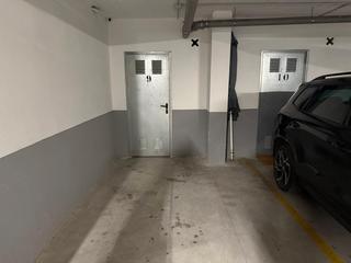 Parking coche en Passatge de cala millor 6. Yo mismo