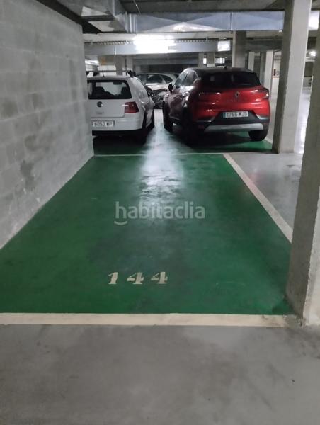 Foto 64b66dbb-9478-48d5-b475-ba38bc01bb53. Autoparkplatz in Centre Esplugues de Llobregat