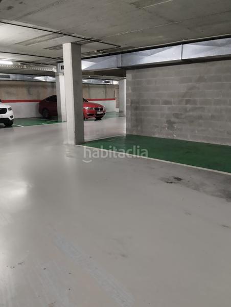Foto 6afe4379-4403-4872-a21c-2c030d959050. Autoparkplatz in Centre Esplugues de Llobregat
