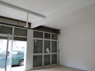 Local Comercial  Carrer santiago rusiñol. Emprende tu nuevo negocio!!!!