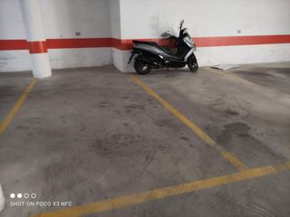 Lloguer Aparcament cotxe  Calle rosa de los vientos. Alquiler de garaje