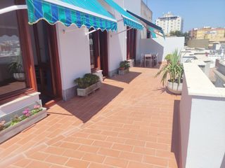 Rent Penthouse  Calle castelar. Alquiler verano