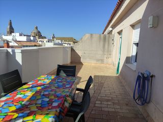 Miete Dachwohnung in Calle padre juan sánchez barragán 6. Alquiler escolar