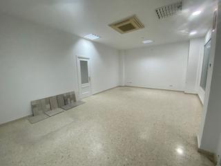 Lloguer Local Comercial  Avenida quinto centenario. Alquiler local comercial