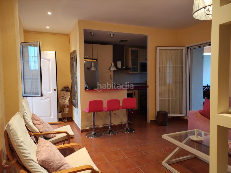 Foto ffe5b318-5cbc-41df-b2cd-1385d2593f8b. Alquiler piso en calle juan de acurio 709 alquiler escolar en Sanlúcar de Barrameda