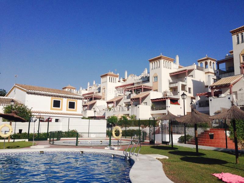 Foto 14f9d7dc-bb8d-4fdf-abd7-8fb6299088b8. Rent flat in calle 1498 5 in V Centenario-Piletas-Capuchinos Sanlúcar de Barrameda