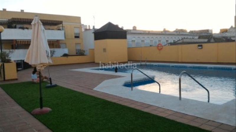 Foto 0deb5b52-10b2-4fc9-b9d9-d6221f382673. Alquiler piso en calle castelar 10 alquiler verano en Sanlúcar de Barrameda